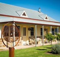 Barossa Vineyard Cottages - Gold Coast 4U