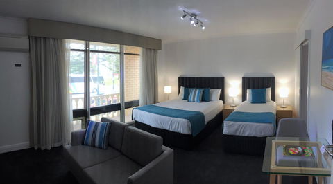 Ensenada Motor Inn And Suites - Accommodation Gold Coast 9
