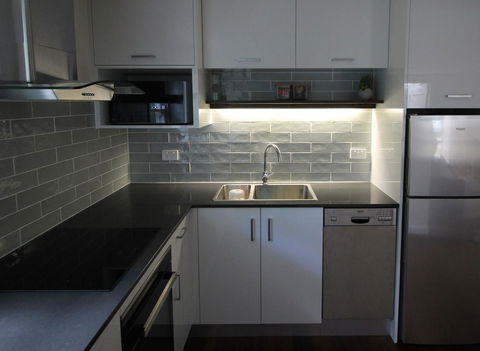 Boatsheds - Accommodation Gold Coast 8