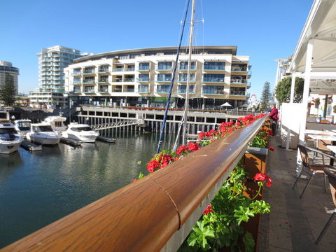 Lights Landing Apartments - Accommodation Gold Coast 16