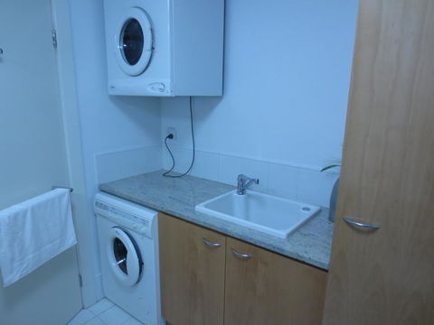 Lights Landing Apartments - Accommodation Gold Coast 10