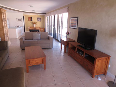 Lights Landing Apartments - Accommodation Gold Coast 18
