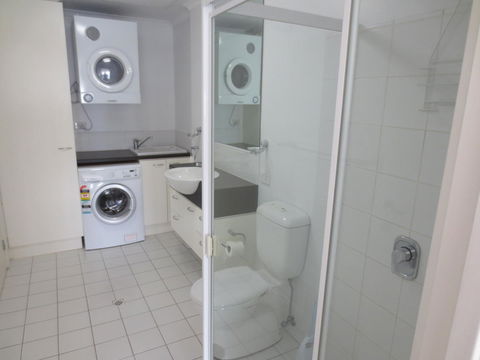 Lights Landing Apartments - Accommodation Gold Coast 36