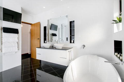 Barossa Retro BnB - Gold Coast 4U 11