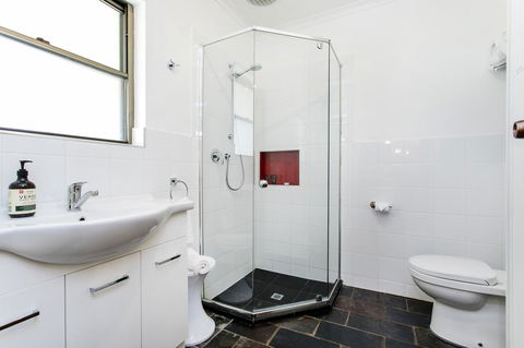 Barossa Retro BnB - Gold Coast 4U 13