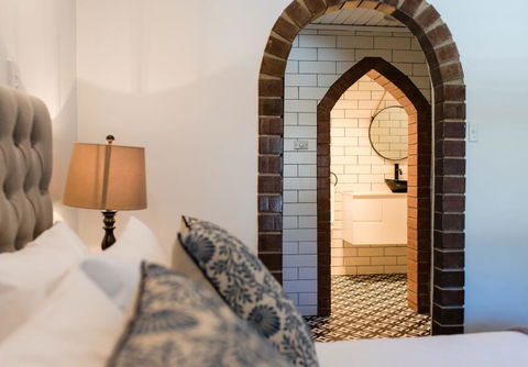 The Manor Basket Range - Accommodation Gold Coast 3