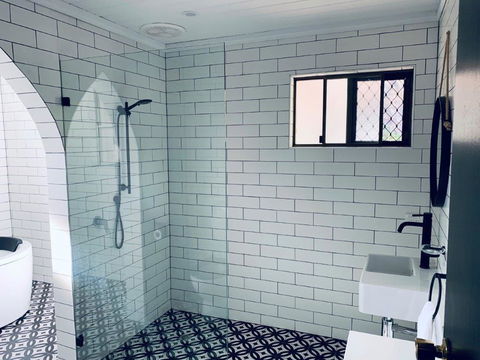 The Manor Basket Range - Accommodation Gold Coast 10