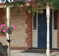 Jacaranda Cottage - Gold Coast 4U