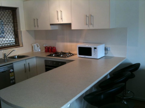 Adelaide - Semaphore Beach Front - 1 Gold Coast 11