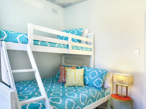 Seaview Sunset Holiday Apartments - 1 Gold Coast 35