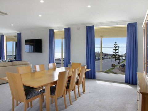 Seaview Sunset Holiday Apartments - 1 Gold Coast 28