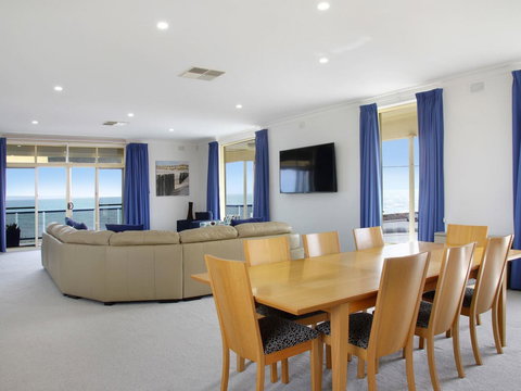 Seaview Sunset Holiday Apartments - 1 Gold Coast 27