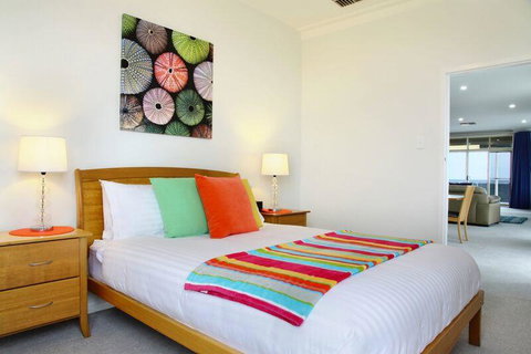 Seaview Sunset Holiday Apartments - 1 Gold Coast 33