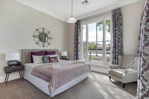 Grandview Accommodation - The Elm Tree Apartments - Accommodation Gold Coast 9