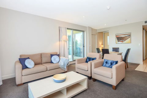 Pier Luxury Apartments - Accommodation Gold Coast 24