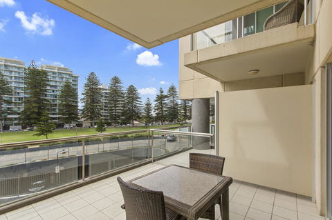 Pier Luxury Apartments - Accommodation Gold Coast 5