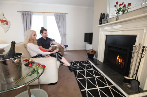 Wine And Roses Bed And Breakfast - Accommodation Gold Coast 8