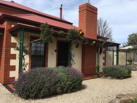 Wine And Roses Bed And Breakfast - Accommodation Gold Coast 14