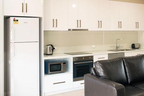 Renmark Holiday Apartments - Gold Coast 4U 7