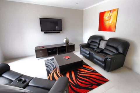 Casavino Luxury Villa - Accommodation Gold Coast 24