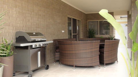 Casavino Luxury Villa - Accommodation Gold Coast 12