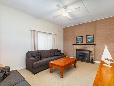 Wyvern - Accommodation Gold Coast 5