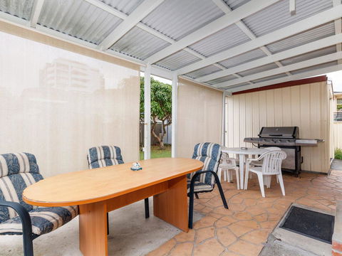 Wyvern - Accommodation Gold Coast 7