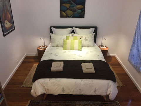 Smiths Lake House - Gold Coast 4U 12