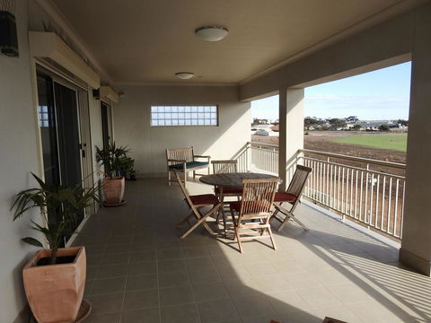 Rezare House Bed & Breakfast - Accommodation Gold Coast 18