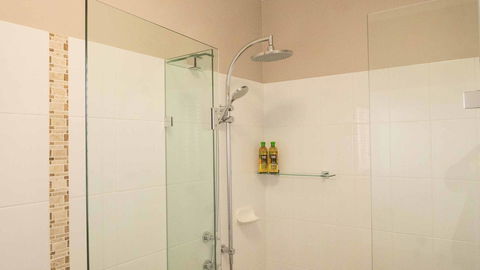 Rezare House Bed & Breakfast - Accommodation Gold Coast 24