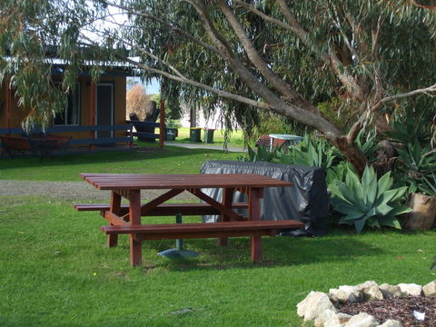 Casuarina Coastal Units - Accommodation Gold Coast 17