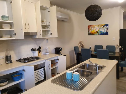 Explore Adelaide, Gawler, The Barossa And Clare Valleys All-in-one - Accommodation Gold Coast 7