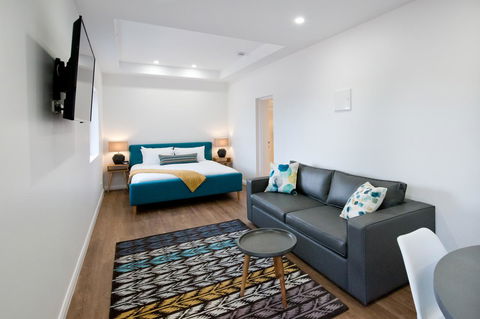 Loxton Courthouse Apartments - Gold Coast 4U 1