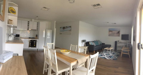 Windsor Gardens Home - Accommodation Gold Coast 9