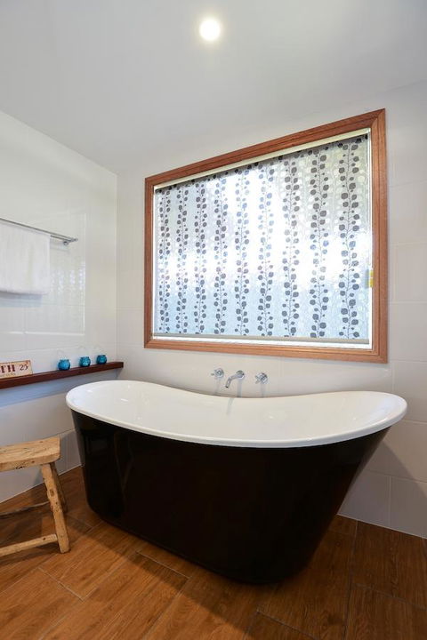 Trafalgar Premium Vintage Suites - Accommodation Gold Coast 2