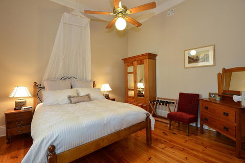 Trafalgar Premium Vintage Suites - Accommodation Gold Coast 17