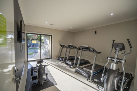 Paringa Resort - Gold Coast 4U 13