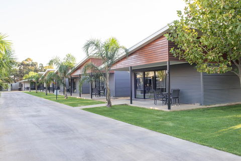 Paringa Resort - Gold Coast 4U 4