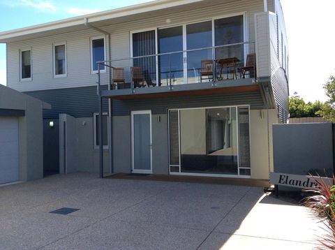 Elandra Holiday Home - Gold Coast 4U 1