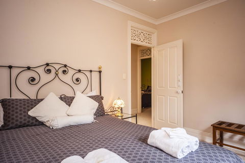 Angaston Saleyards Luxury Accommodation - Gold Coast 4U 3