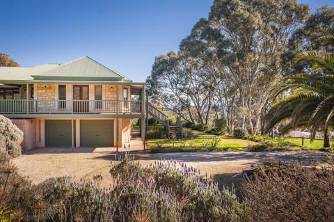 Angaston Saleyards Luxury Accommodation - Gold Coast 4U 22