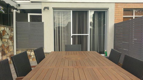 Christophers Villa - Accommodation Gold Coast 9