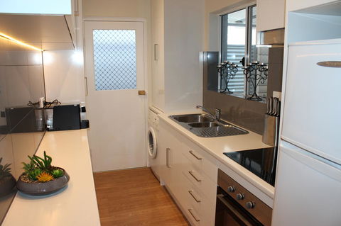 Christophers Villa - Accommodation Gold Coast 28
