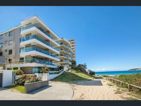 Beachfront Bliss - Gold Coast 4U 19