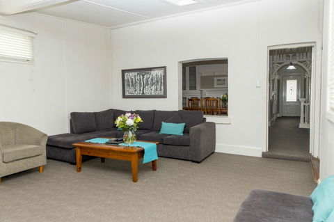 Bathurst Motor Inn - Accommodation Gold Coast 31