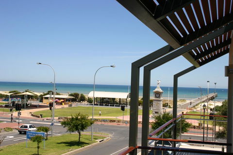 Semaphore Blue Apartments - Accommodation Gold Coast 3