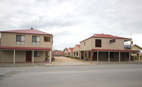 Port Vincent Motel & Apartments - Accommodation Gold Coast 0
