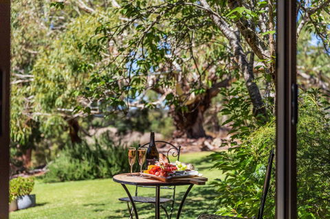 Adelaide Hills Retreats - Accommodation Gold Coast 12