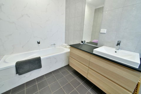 Great Northern Lodge - Accommodation Gold Coast 3