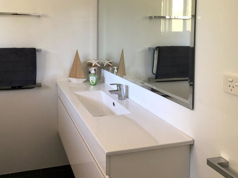 Beachview - Accommodation Gold Coast 22